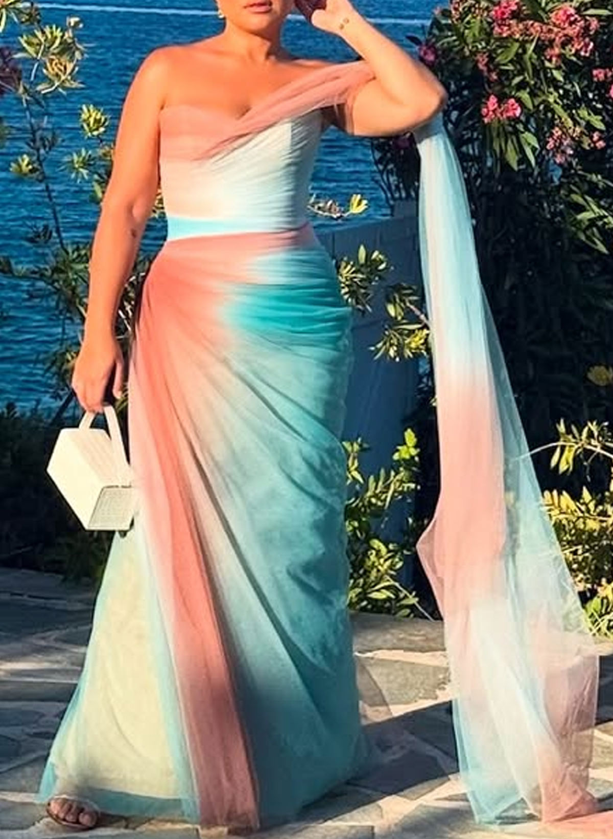 Unique Sweetheart Sleeveless Floor-Length Tulle Evening Dresses