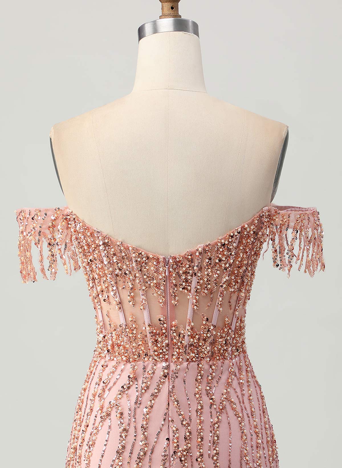 Elegant Sweetheart Off-The-Shoulder Short/Mini Lace/Sequined Homecoming Dresses With Beading