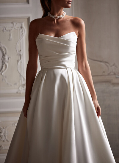 Elegant Off-The-Shoulder Detachable Sleeves A-Line Court Train Matte Satin Wedding Dresses With Beading