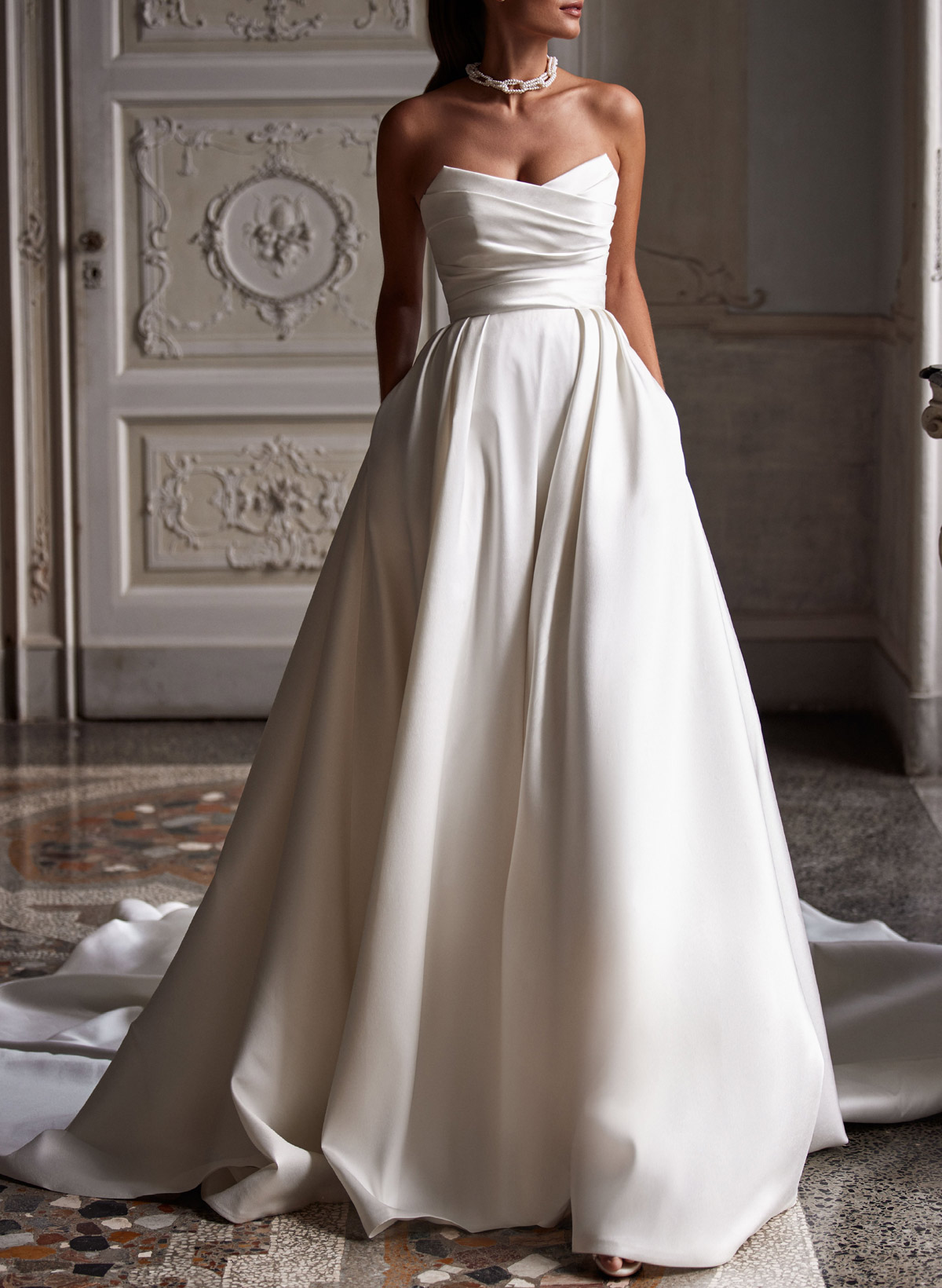 Elegant Off-The-Shoulder Detachable Sleeves A-Line Court Train Matte Satin Wedding Dresses With Beading