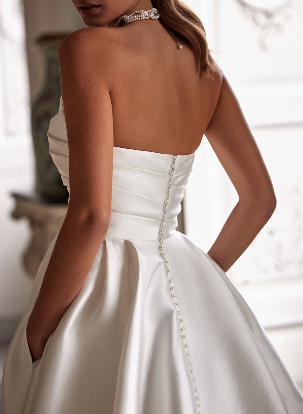 Elegant Off-The-Shoulder Detachable Sleeves A-Line Court Train Matte Satin Wedding Dresses With Beading
