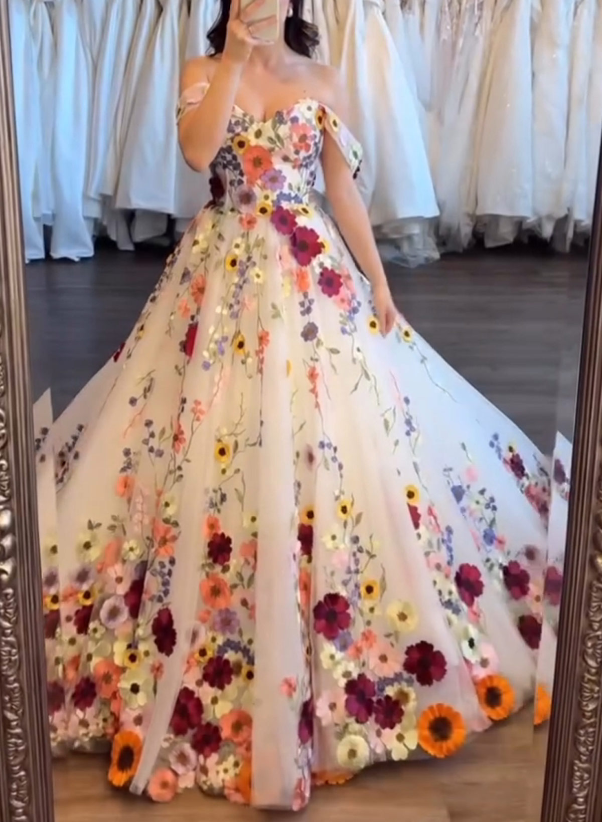 Flower(s) Appliques Lace Off-The-Shoulder Sleeveless A-Line Court Train Tulle Wedding Dresses