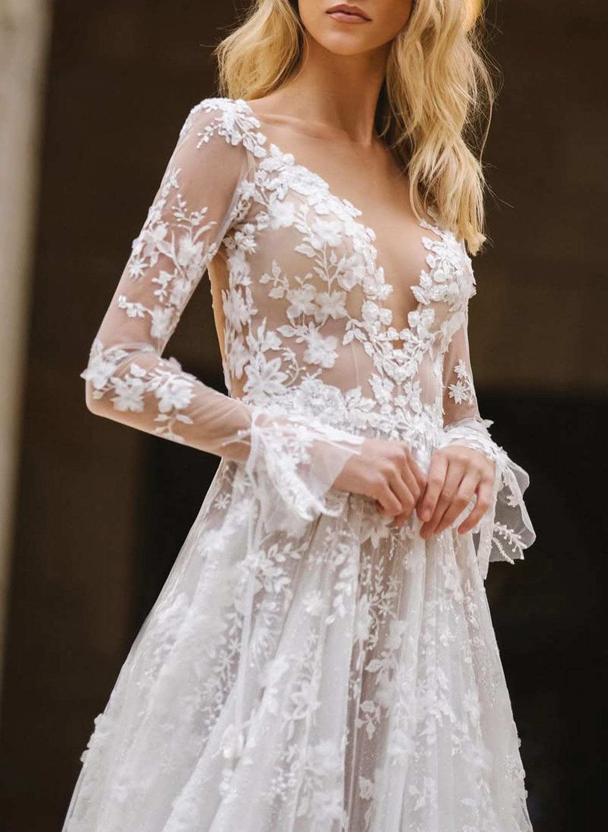 Elegant Illusion Neck Long Sleeves A-Line Sweep Train Lace/Tulle Wedding Dresses