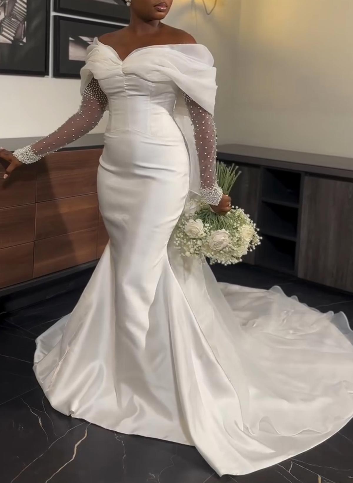 Elegant Off-The-Shoulder Beading Long Sleeves Mermaid Court Train Organza Wedding Dresses