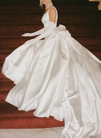 Classy Square Neckline Mermaid Bow(s) Detachable Overskirt Matte Satin Wedding Dresses