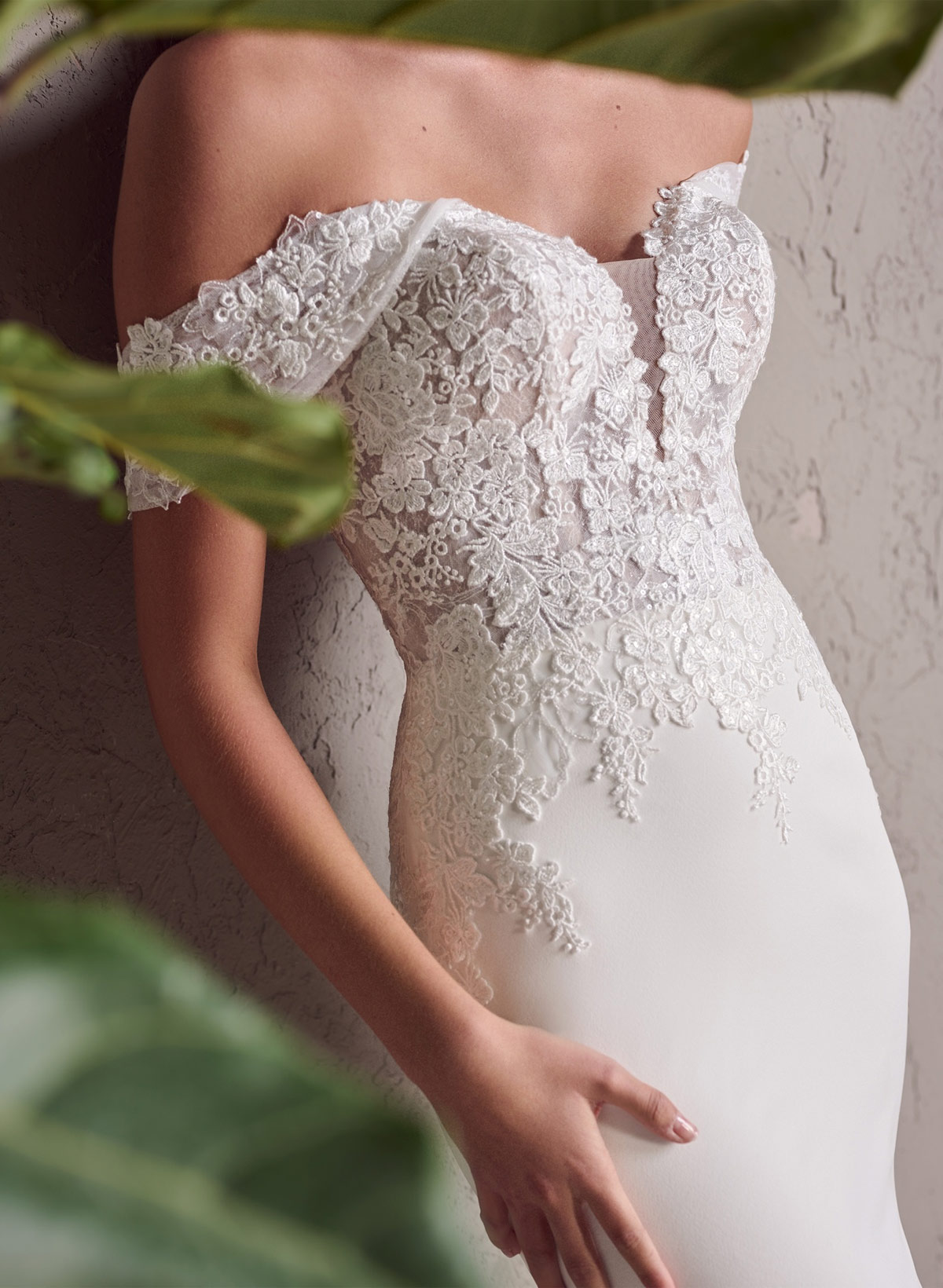 Elegant Sweetheart Detachable Straps Mermaid Sweep Train Lace/Elastic Satin Wedding Dresses