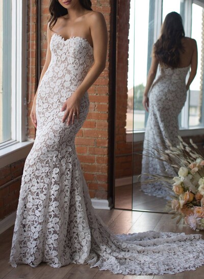 Elegant Sweetheart Sleeveless Mermaid Sweep Train Lace Wedding Dresses