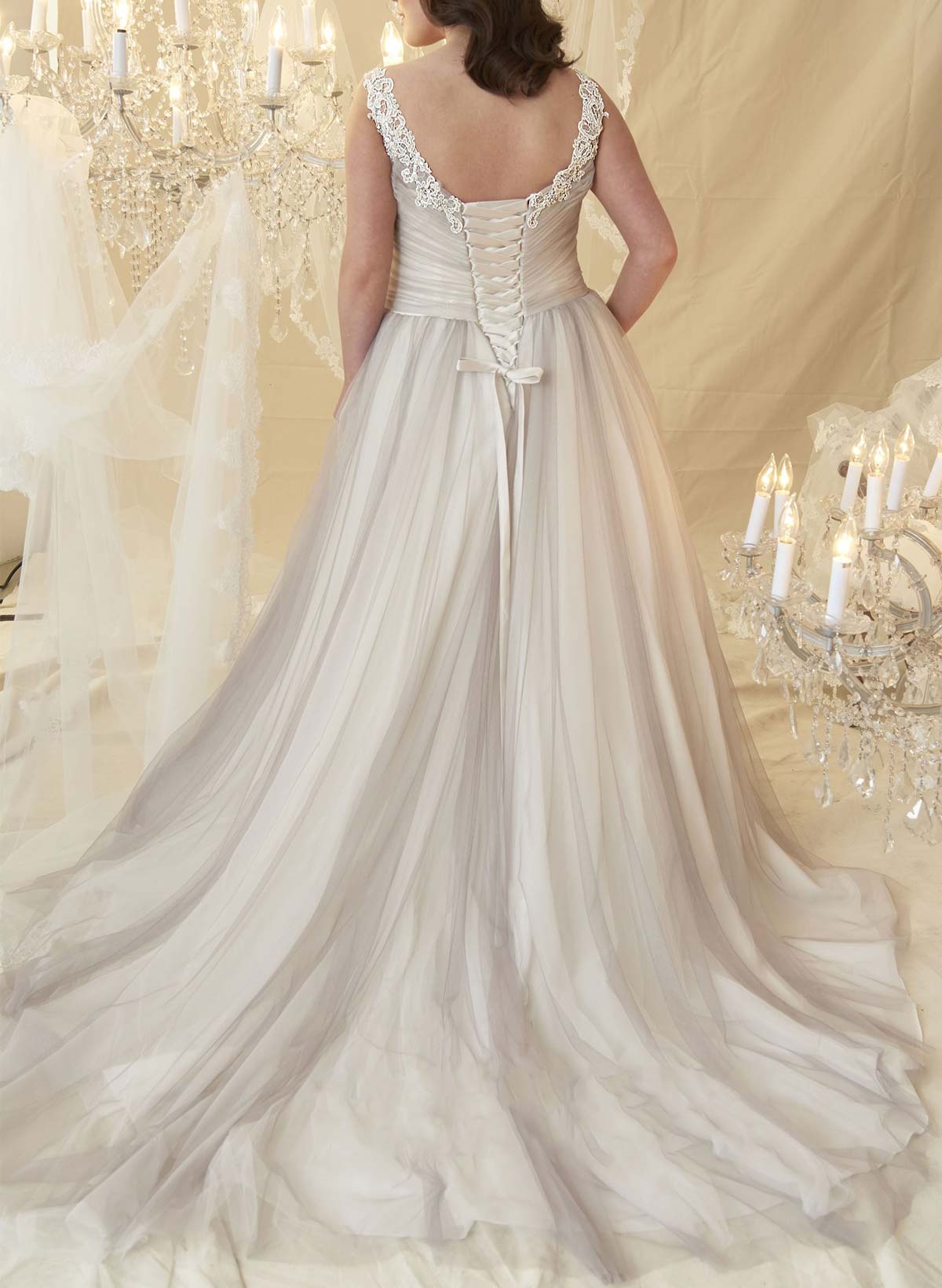Elegant V-Neck Sleeveless Lace Regular Straps Ball-Gown Court Train Tulle Wedding Dresses