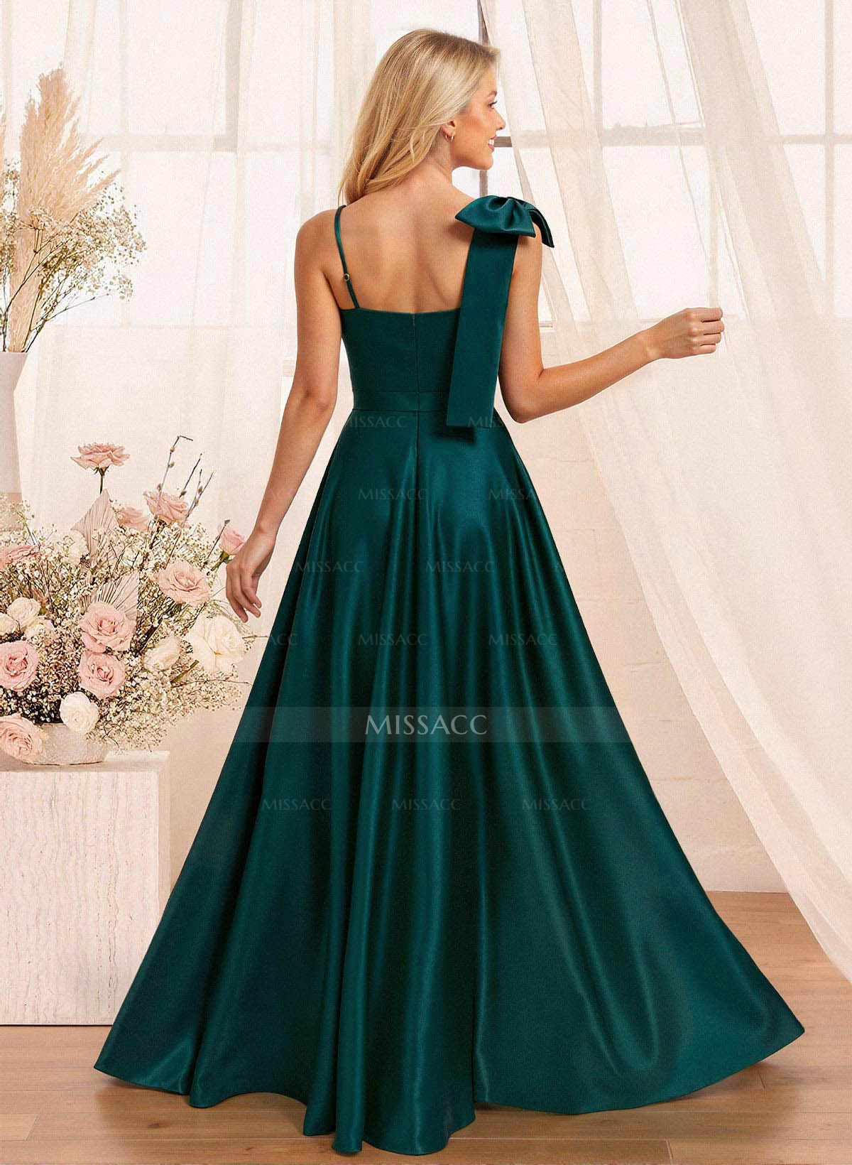A-Line Sweetheart Floor-Length Satin Bridesmaid Dresses With Bow(s)/High Split