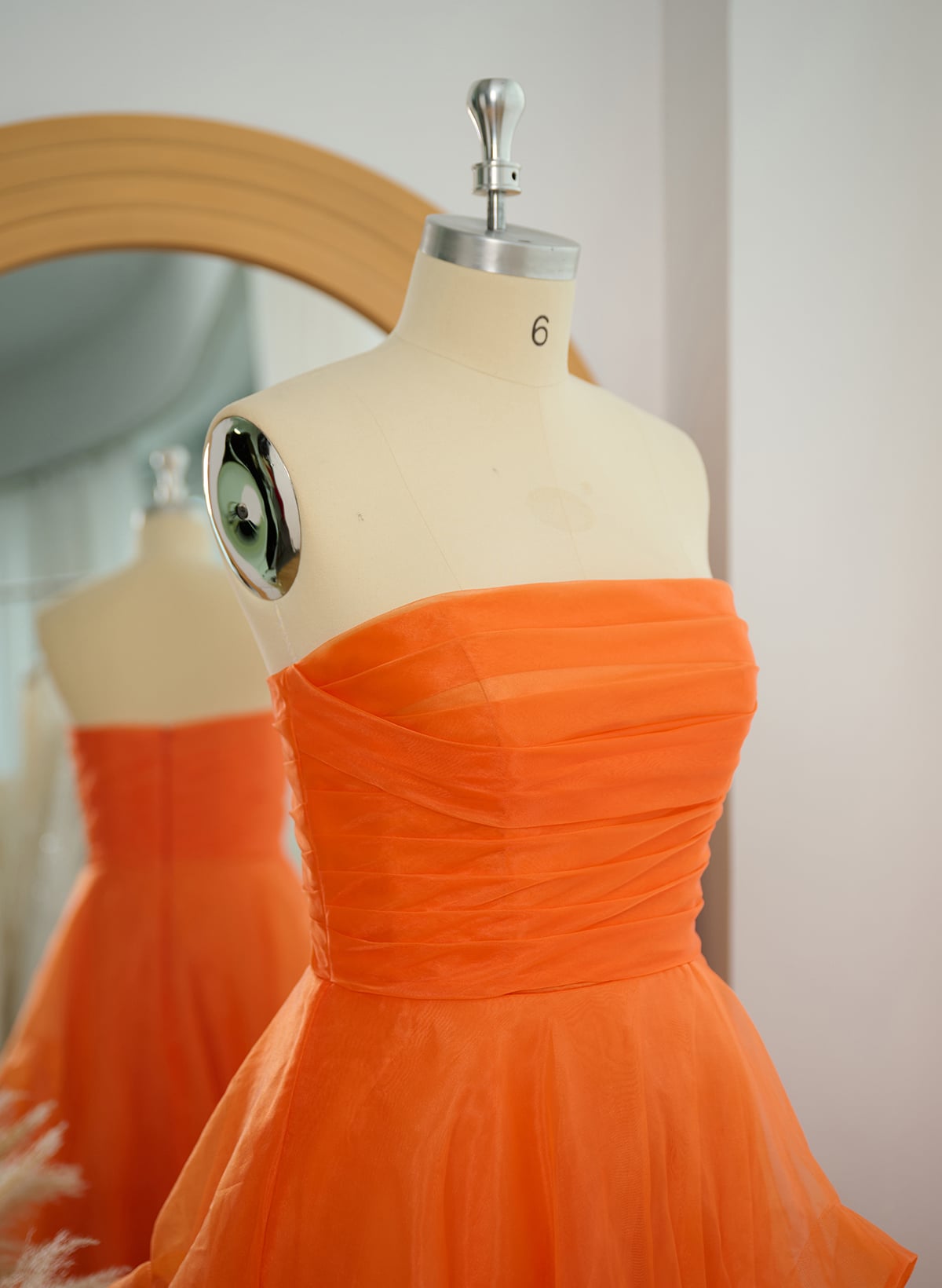 Elegant Strapless Sleeveless Tiered Ruffle A-Line Floor-Length Tulle Evening Dresses