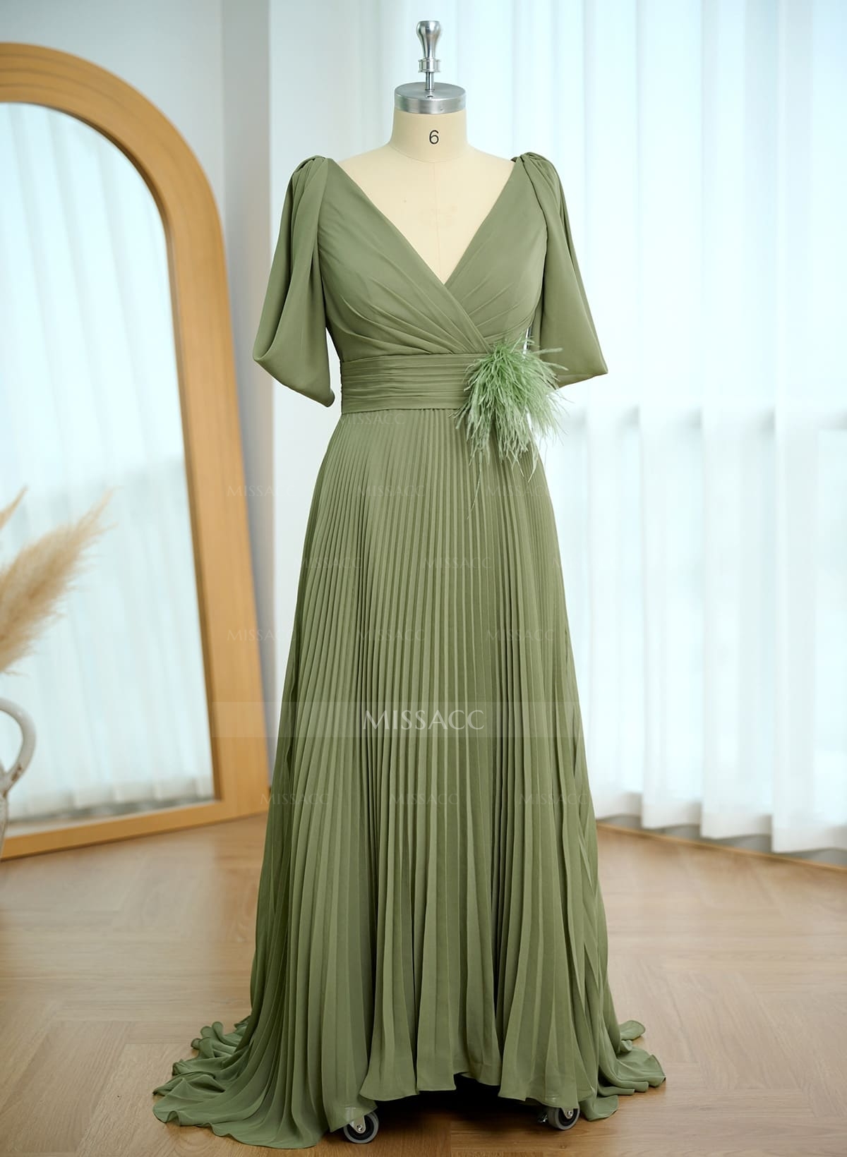 Elegant V-Neck Sleeveless A-Line Floor-Length Chiffon Evening Dresses With Pleated