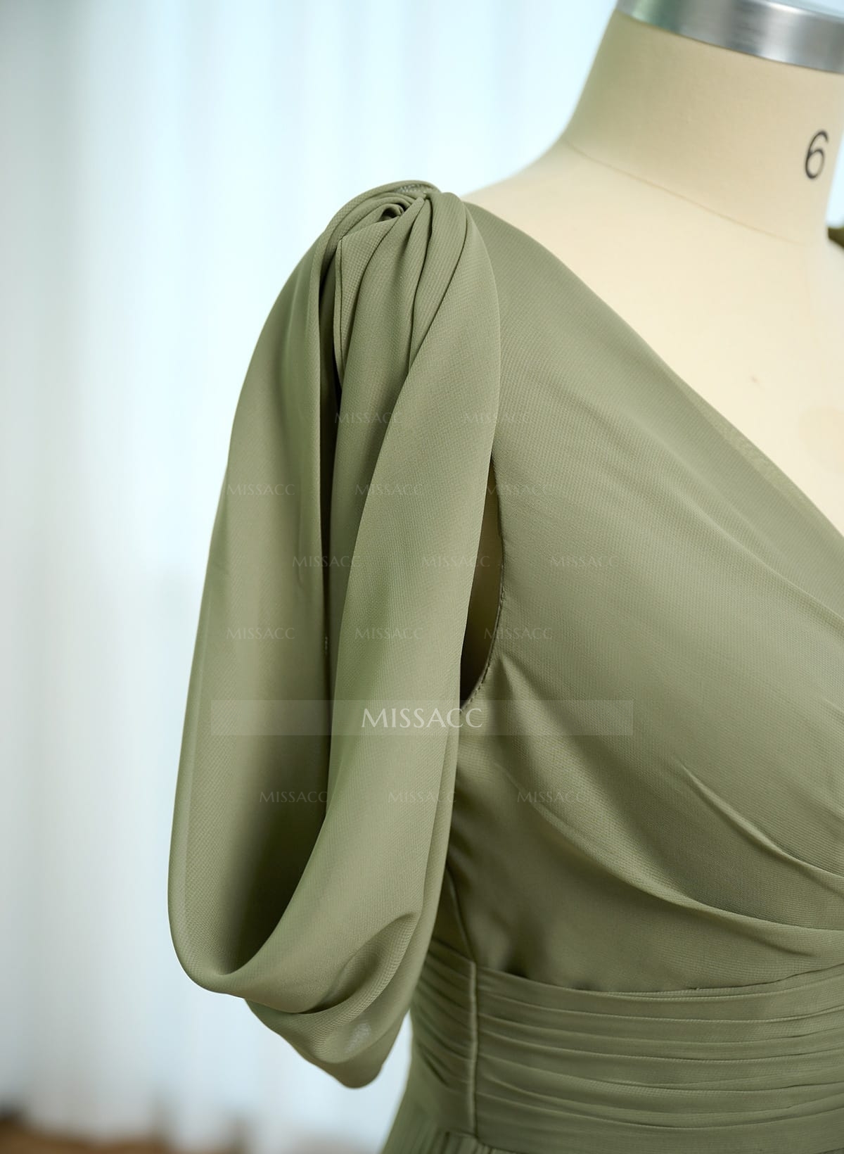 Elegant V-Neck Sleeveless A-Line Floor-Length Chiffon Evening Dresses With Pleated