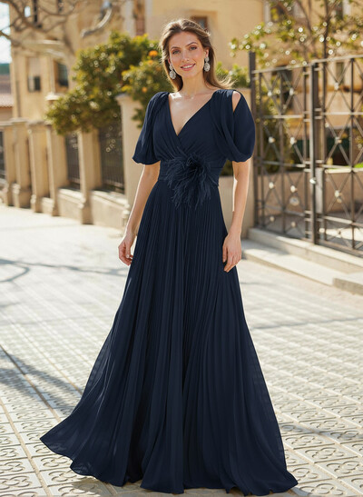 Elegant V-Neck Sleeveless A-Line Floor-Length Chiffon Mother Of The Bride Dresses With Pleated