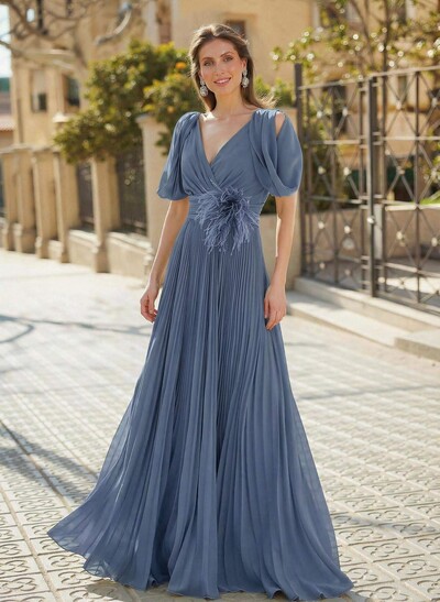 Elegant V-Neck Sleeveless A-Line Floor-Length Chiffon Mother Of The Bride Dresses With Pleated