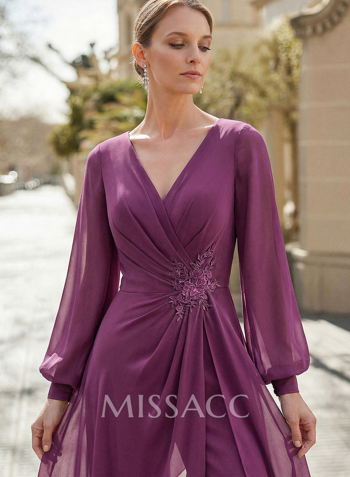 Jumpsuit/Pantsuit V-Neck Long Sleeves Floor-Length Chiffon Mother Of The Bride Dresses With Appliques Lace Jumpsuit/Pantsuit V-Neck Long Sleeves Floor-Length Chiffon Mother Of The Bride Dresses With Appliques Lace