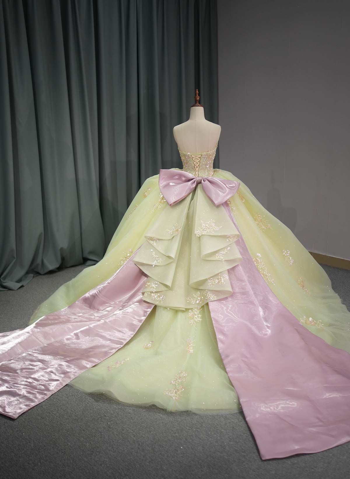 Ball-Gown Sweetheart Sleeveless Royal Prom Dresses With Bow(s)/Beading/Sequins