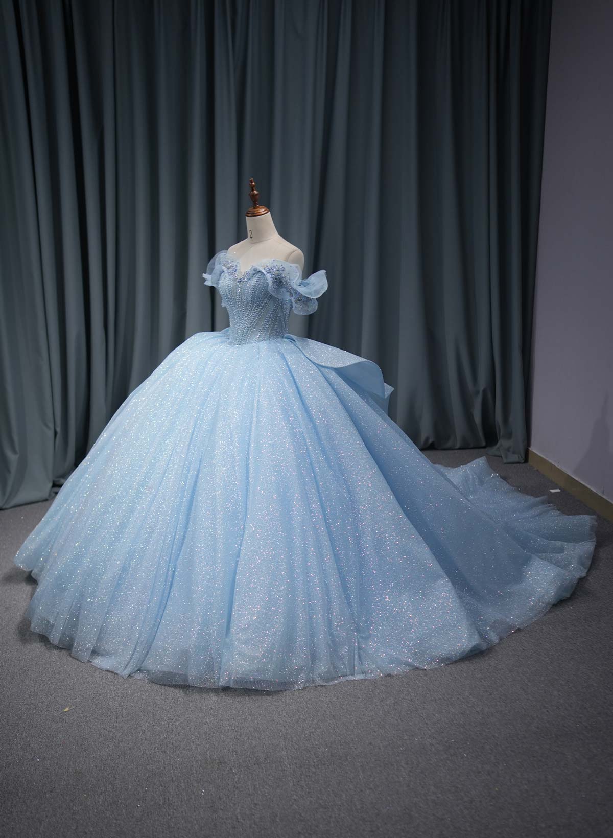 Ball-Gown Off-The-Shoulder Sleeveless Royal Prom Dresses With Beading/Sequins