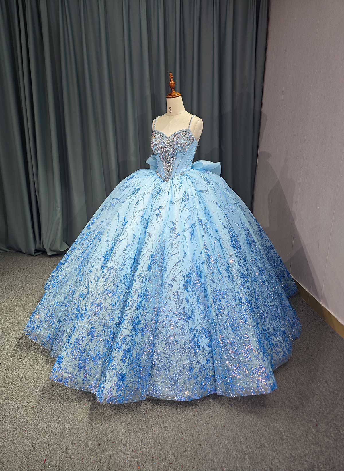 Ball-Gown V-Neck Royal Prom Dresses With Bow(s)/Sequins/Rhinestone