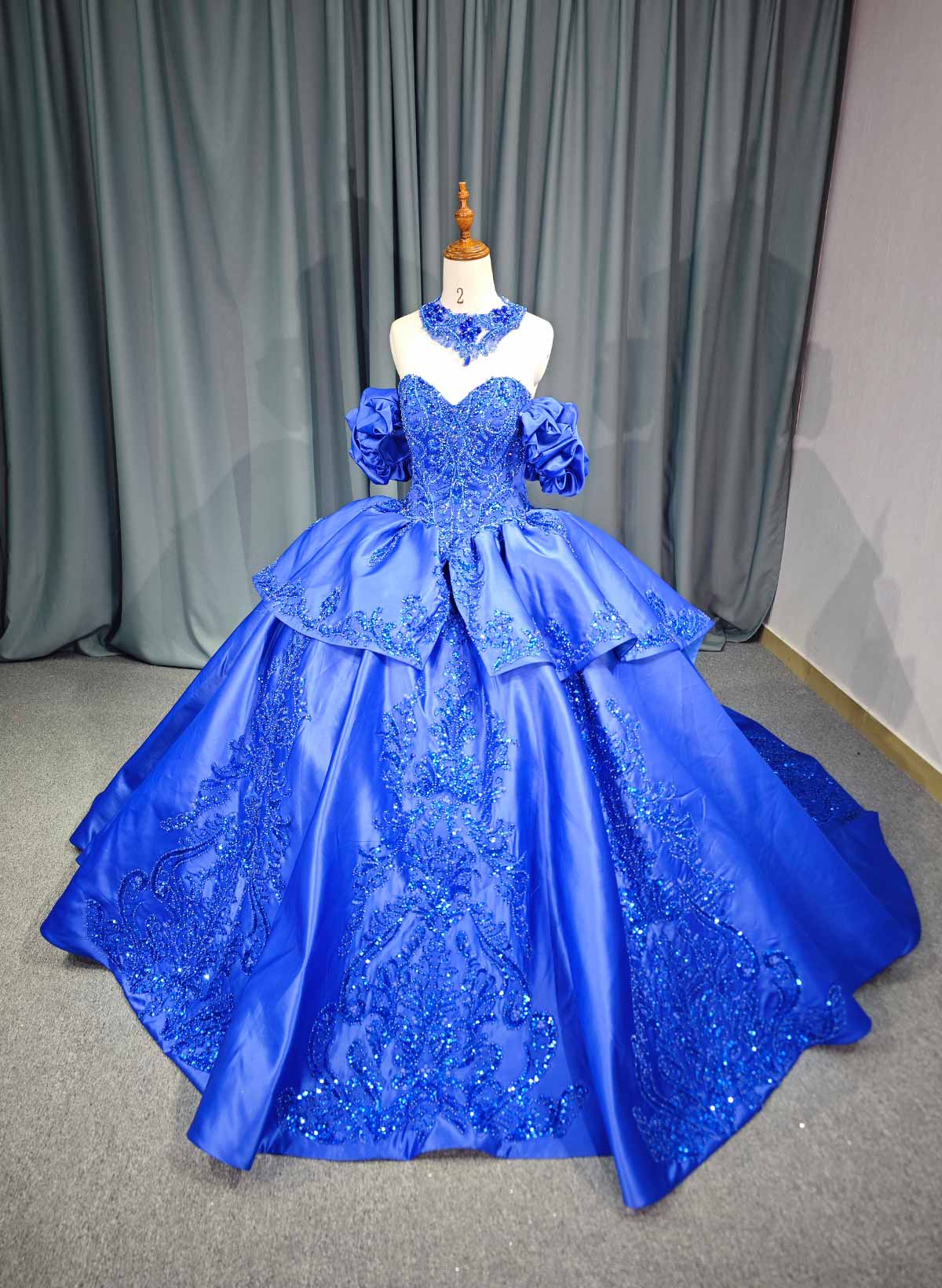 Ball-Gown Off-The-Shoulder Detachable Sleeves Royal Prom Dresses With Beading/Sequins