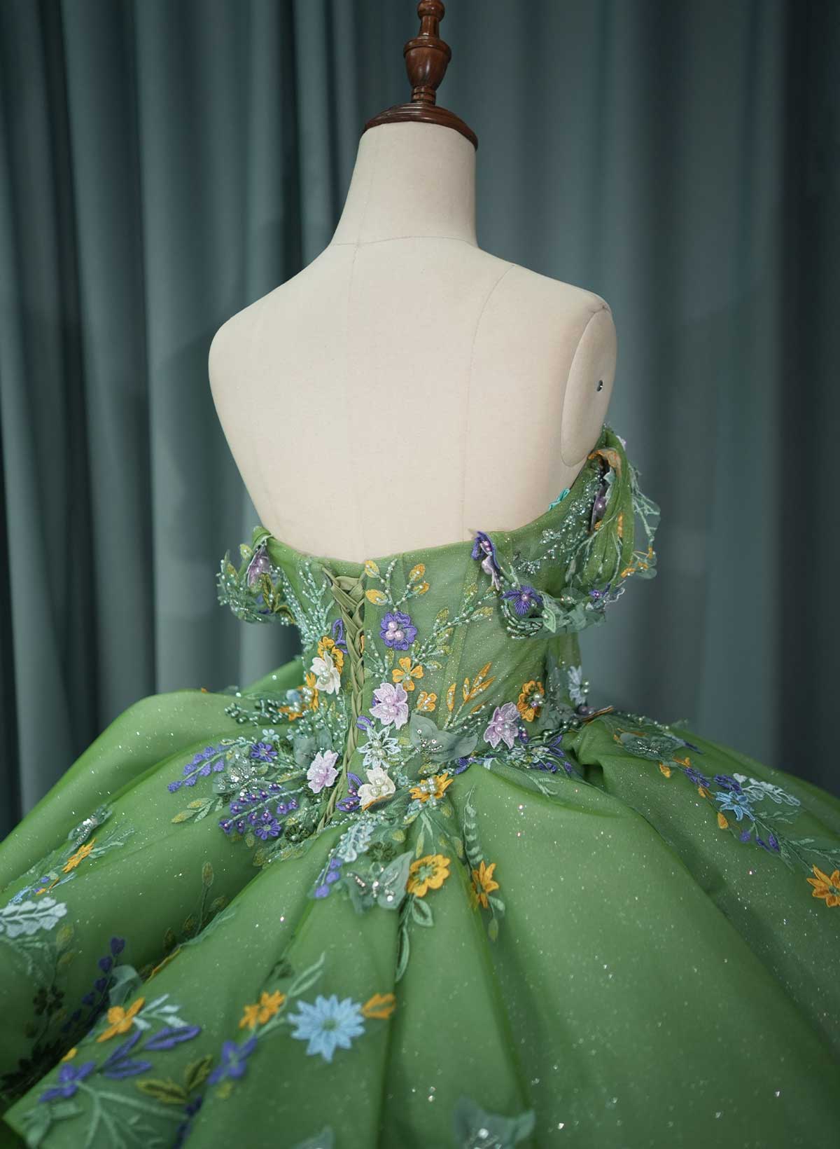 Ball-Gown Sweetheart Cape Sleeves Royal Prom Dresses With Beading/Appliques Lace