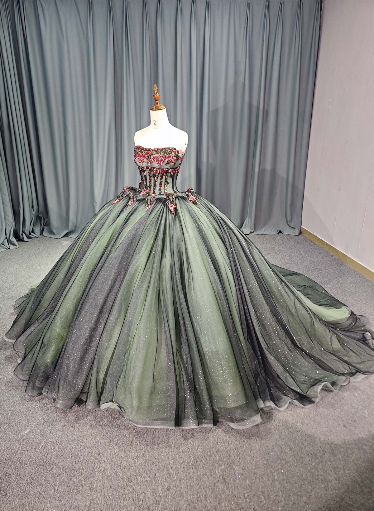 Sparkle & Shine Strapless Sleeveless Ball-Gown Chapel Train Tulle Prom Dresses With Flower(s)