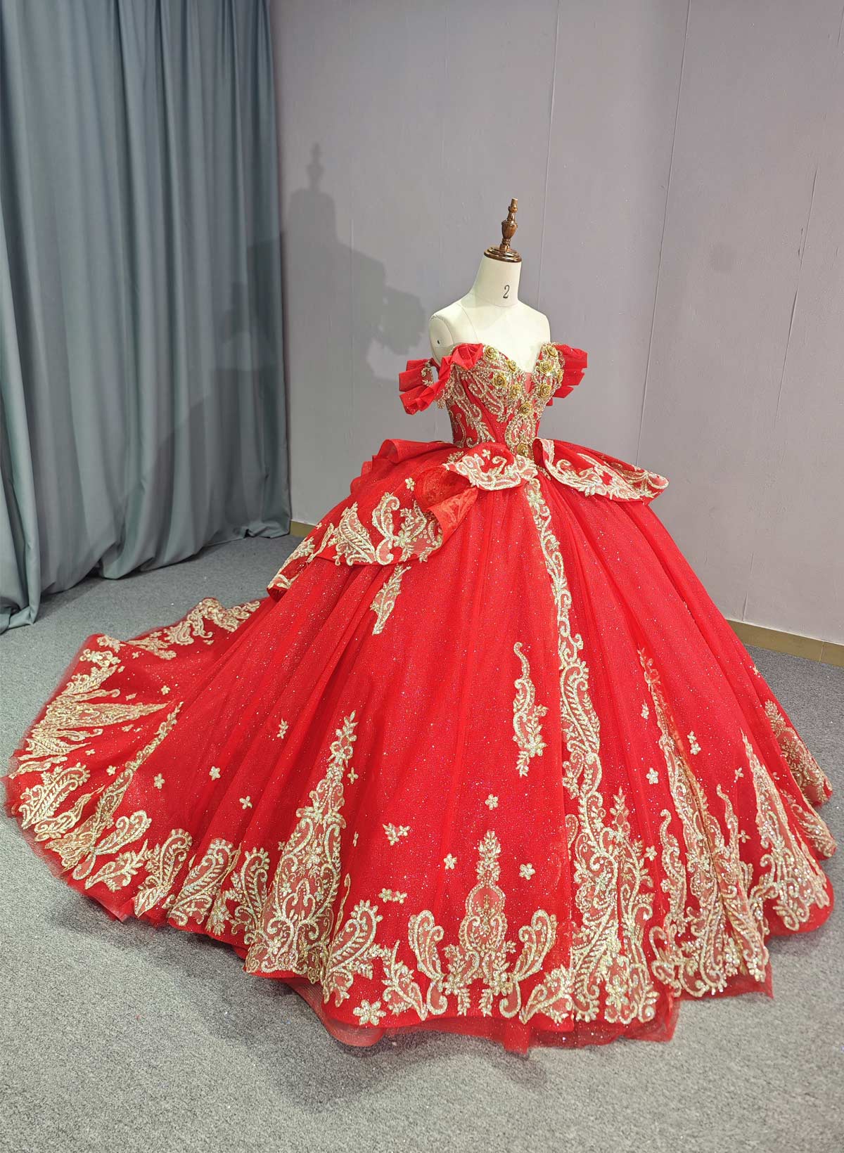 Sparkle & Shine Off-The-Shoulder Ball-Gown Chapel Train Lace/Tulle Prom Dresses With Sequins/Flower(s)