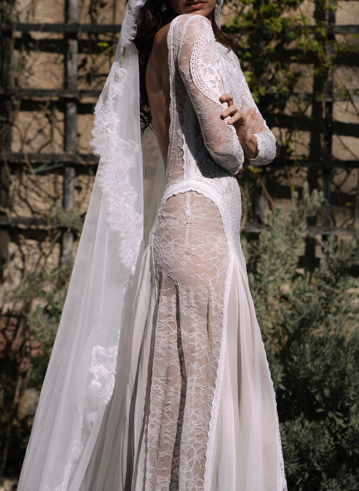 Open Back Scoop Neck Long Sleeves Sweep Train LaceWedding Dresses With Back Hole