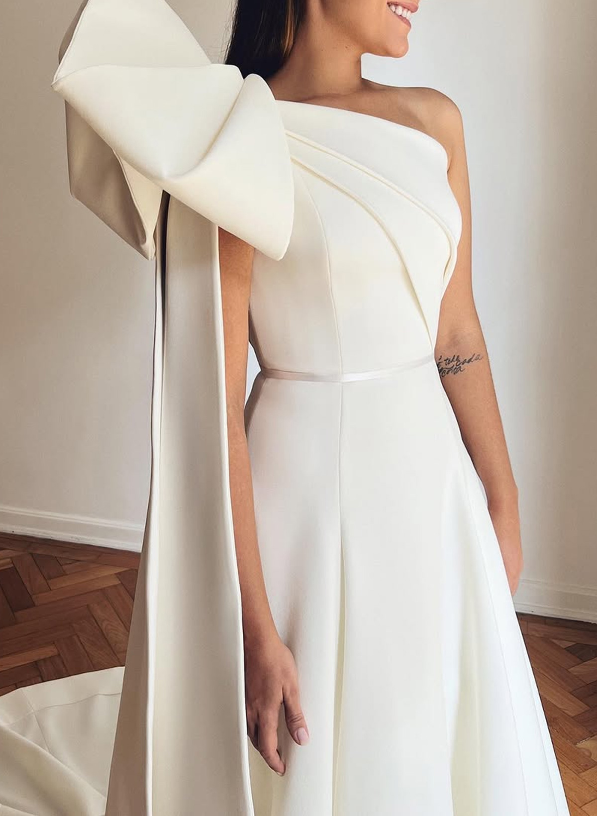 Elegant One-Shoulder Sleeveless A-Line Court Train Satin Wedding Dresses With Bow(s)