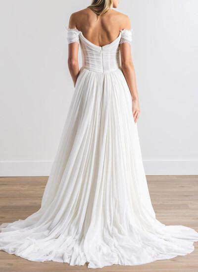 Elegant Off-The-Shoulder Sleeveless A-Line Sweep Train Tulle Wedding Dresses With Lace