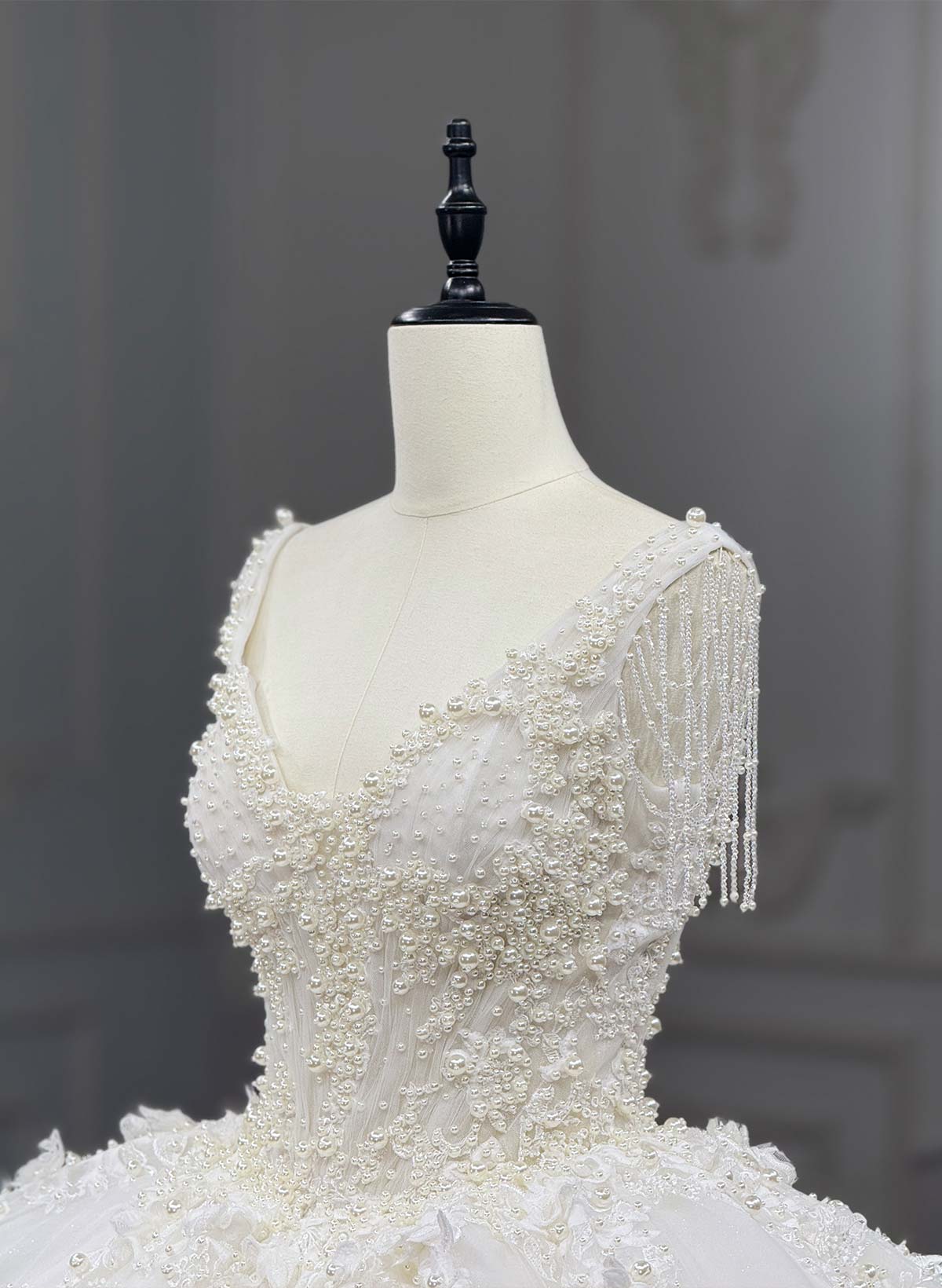Ball-Gown Plunge Neck Cape Sleeves Royal Wedding Dresses With Beading/Flower(s)