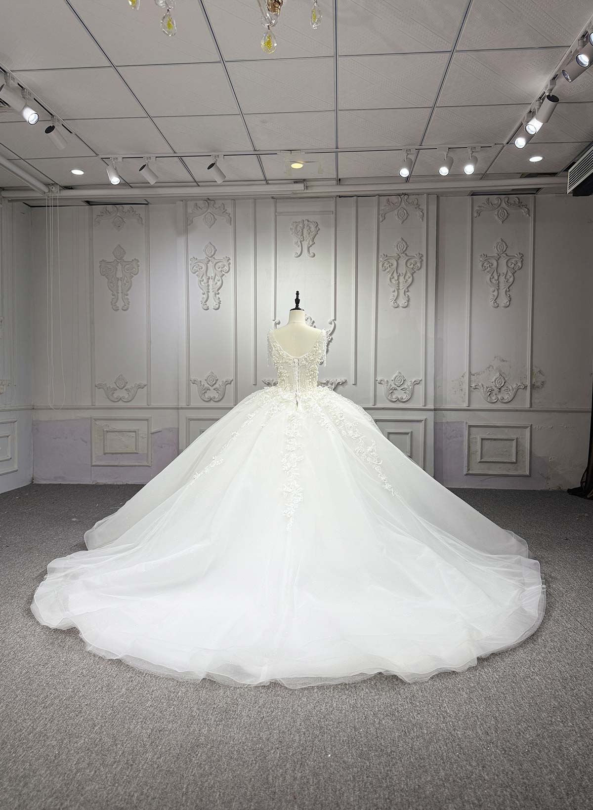 Ball-Gown Plunge Neck Cape Sleeves Royal Wedding Dresses With Beading/Flower(s)