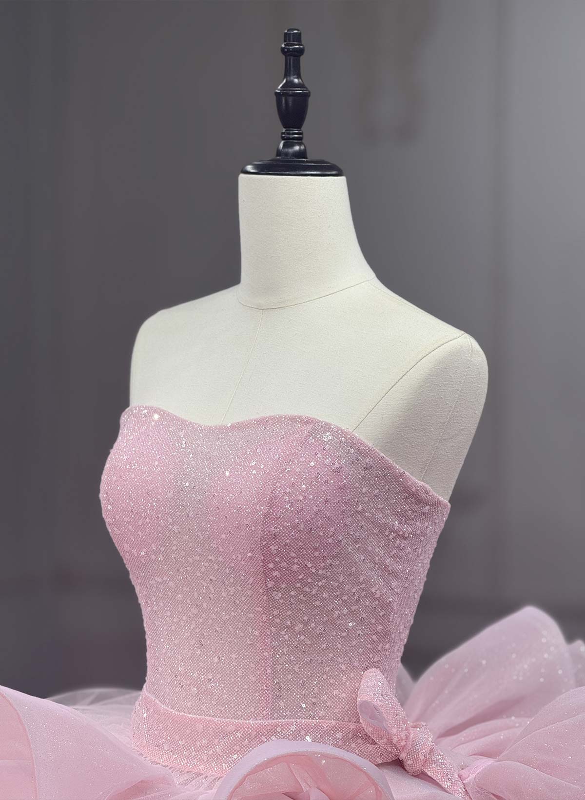 Ball-Gown Strapless Sleeveless Royal Wedding Dresses With Flower(s)