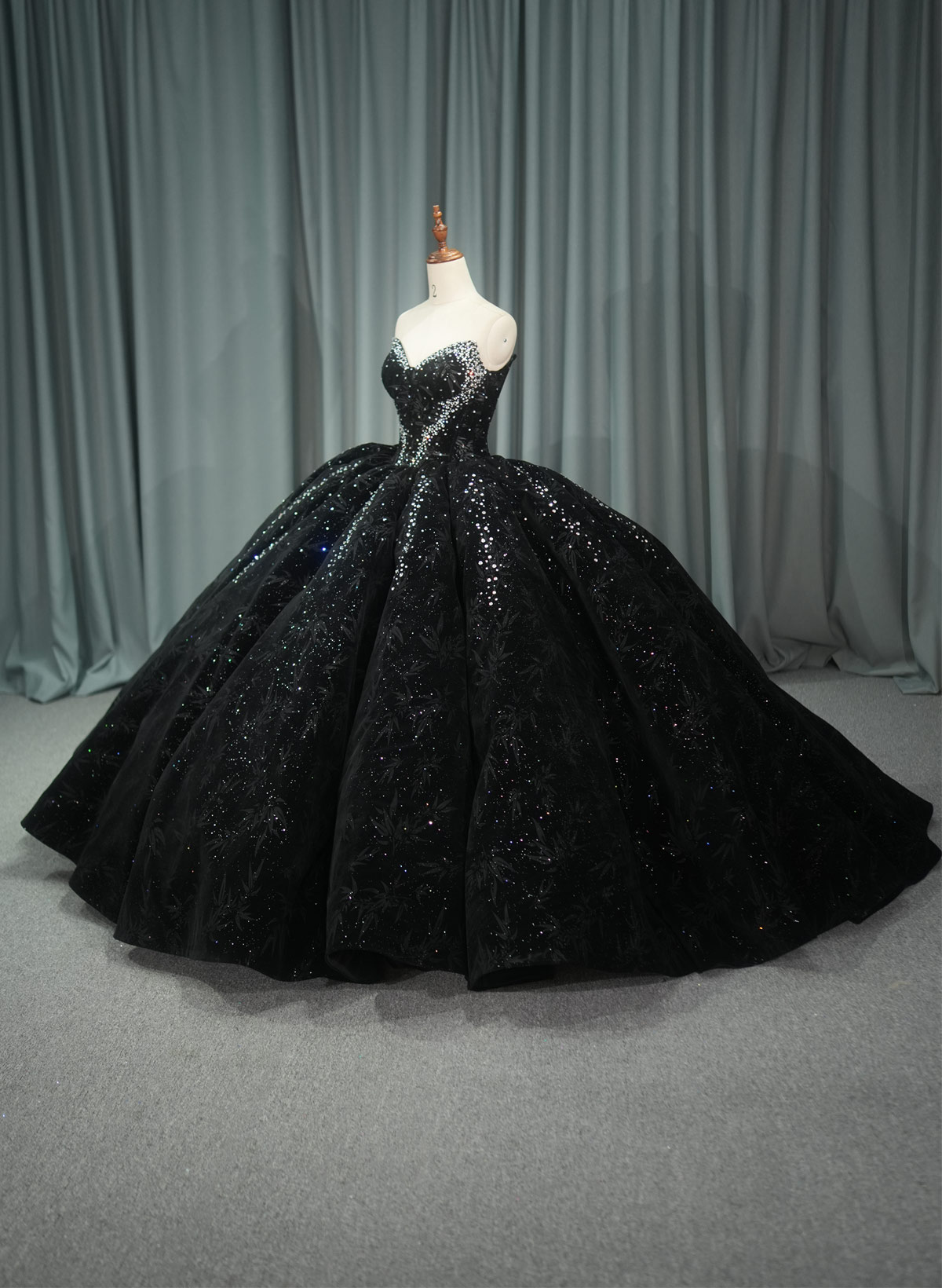 Sparkle & Shine Sweetheart Ball-Gown Chapel Train Velvet Wedding Dresses With Sequins/Rhinestone