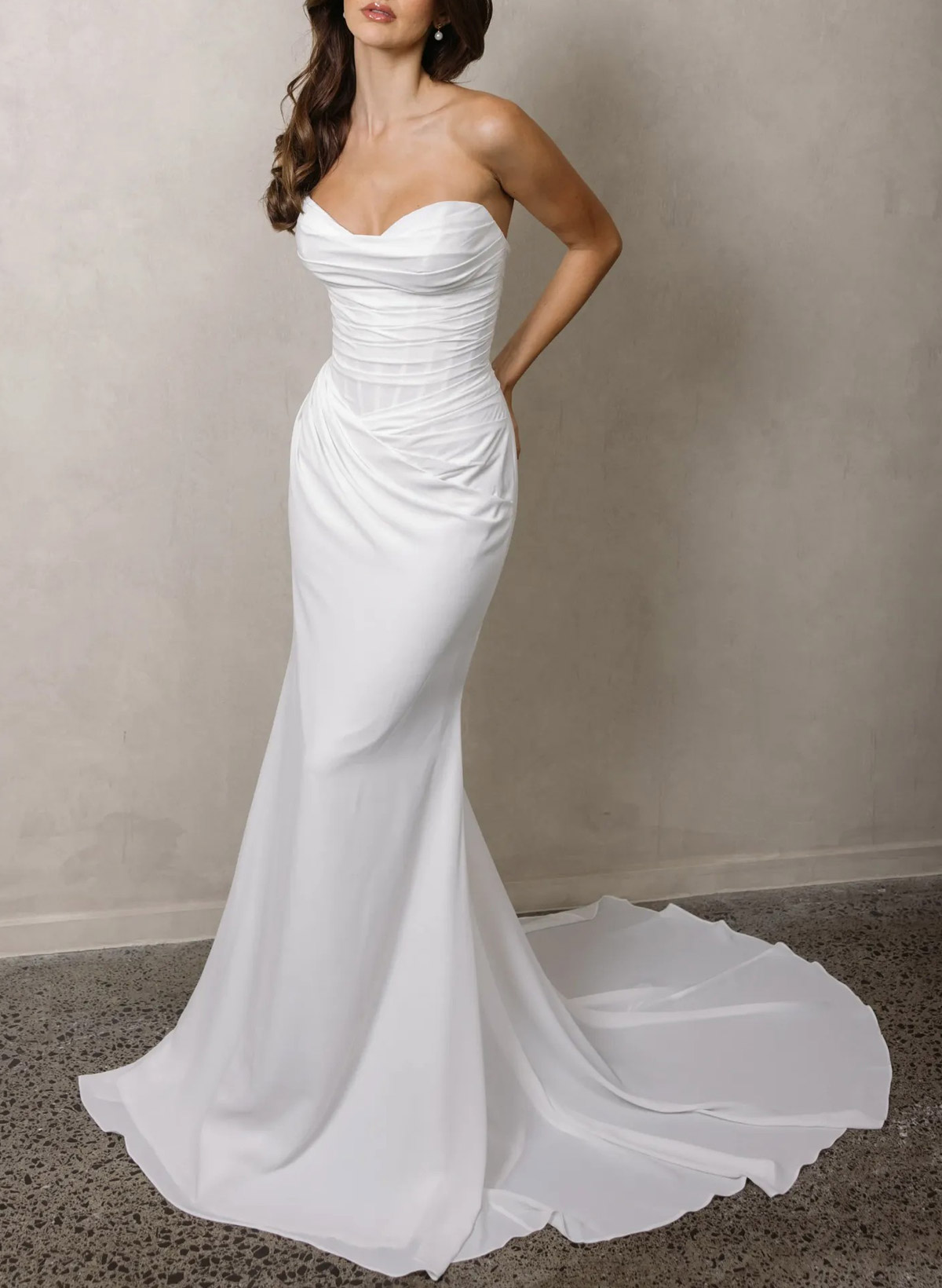 Elegant Sweetheart Sleeveless Trumpet/Mermaid Sweep Train Stretch Chiffon Wedding Dresses
