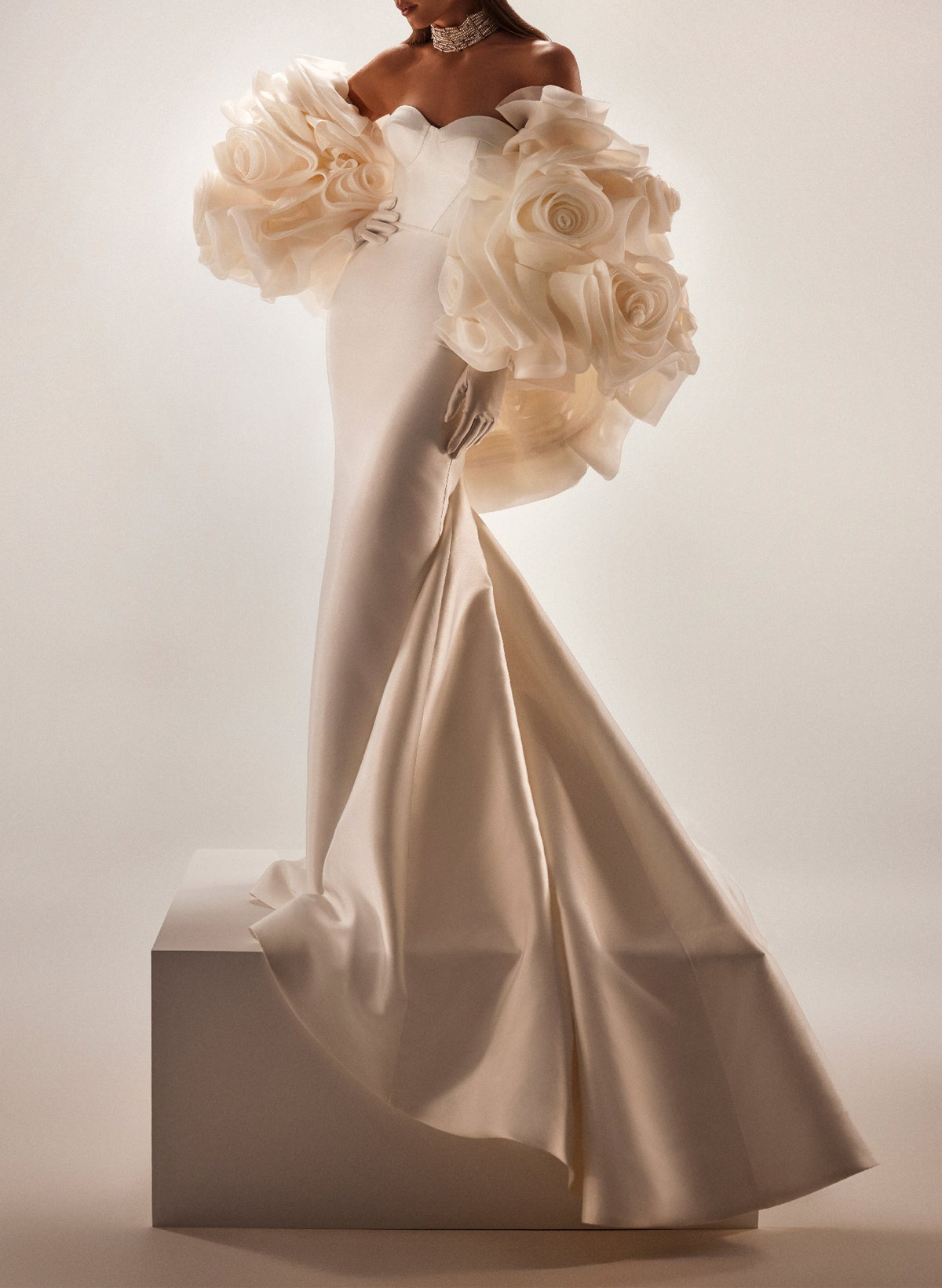 Elegant Sweetheart Mermaid Court Train Organza Wedding Dresses With Flower(s) Wrap
