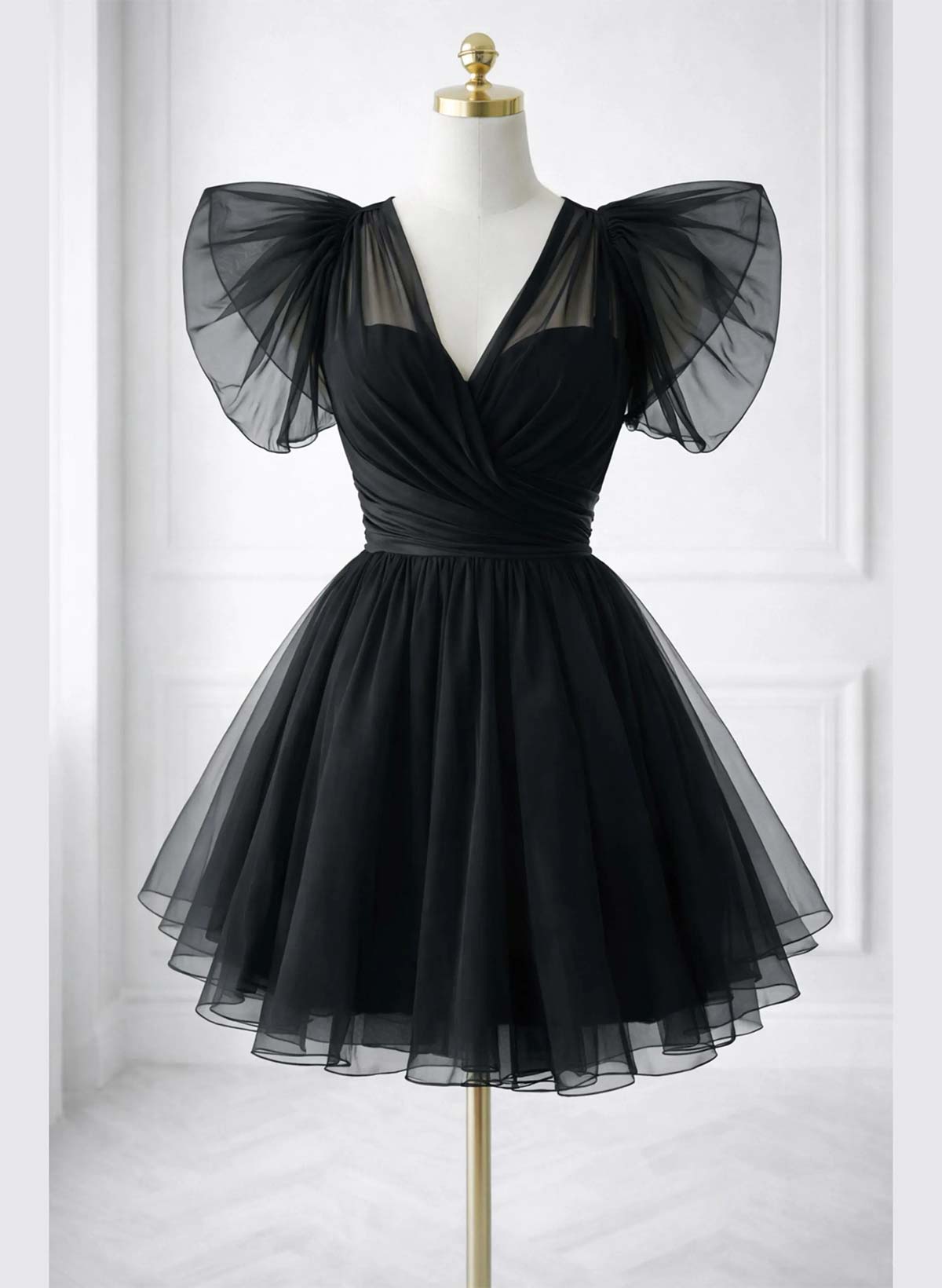 A-Line V-Neck Short Sleeves Short/Mini Satin/Tulle Homecoming Dresses With Back Hole