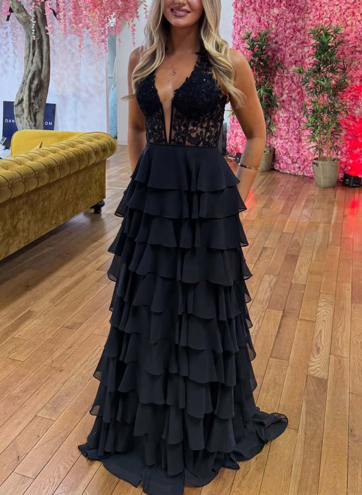 A-Line Halter Sleeveless Sweep Train Chiffon/Lace Prom Dresses With Cascading Ruffles