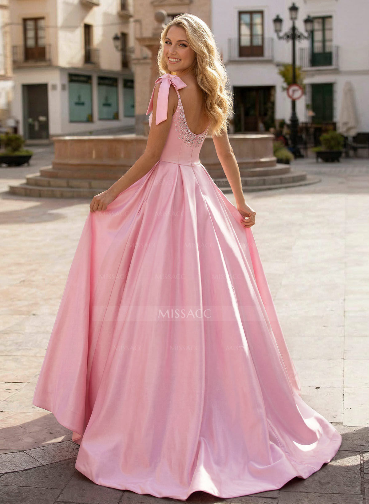 Ball-Gown Scoop Neck Sleeveless Sweep Train Satin Prom Dresses With Bows/Beading
