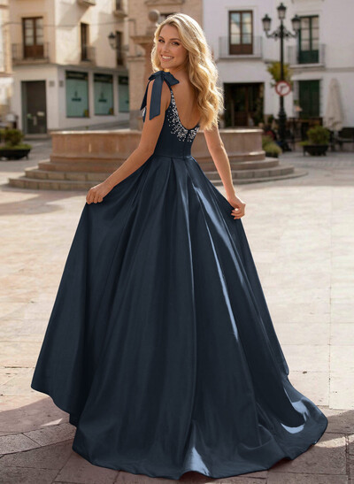 Ball-Gown Scoop Neck Sleeveless Sweep Train Satin Prom Dresses With Bows/Beading
