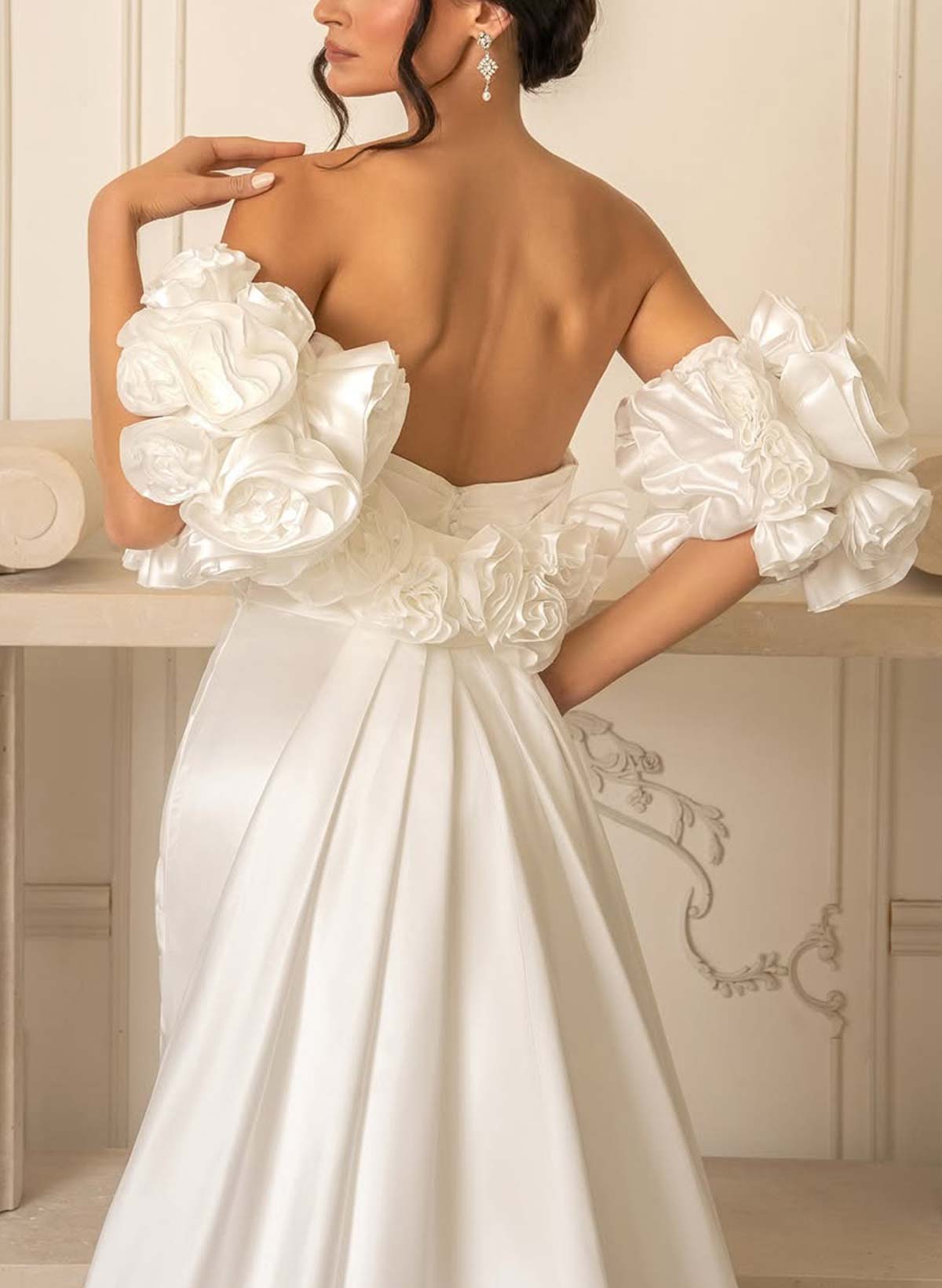 Trumpet/Mermaid Strapless Detachable Sleeves Court Train Matte Satin Wedding Dresses With Flower(s)/High Split