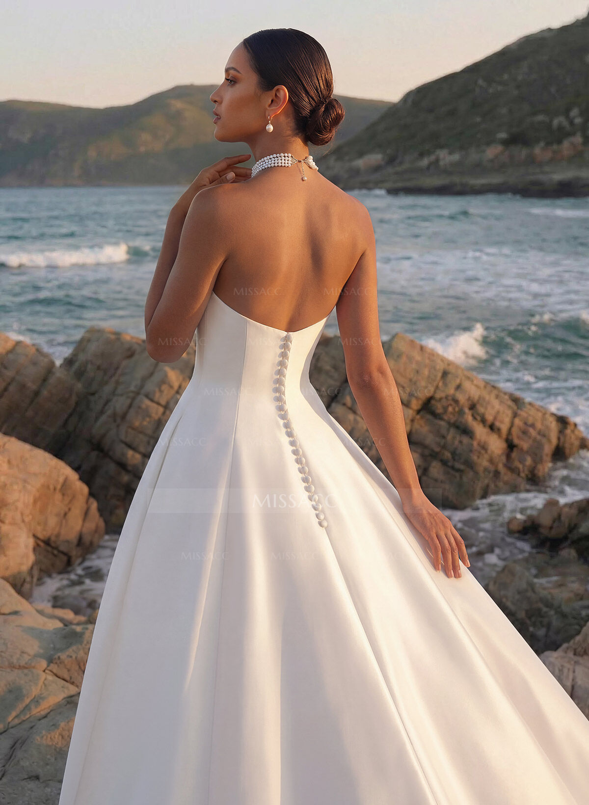 A-Line Strapless Sleeveless Court Train Twill Satin Wedding Dresses With Pockets