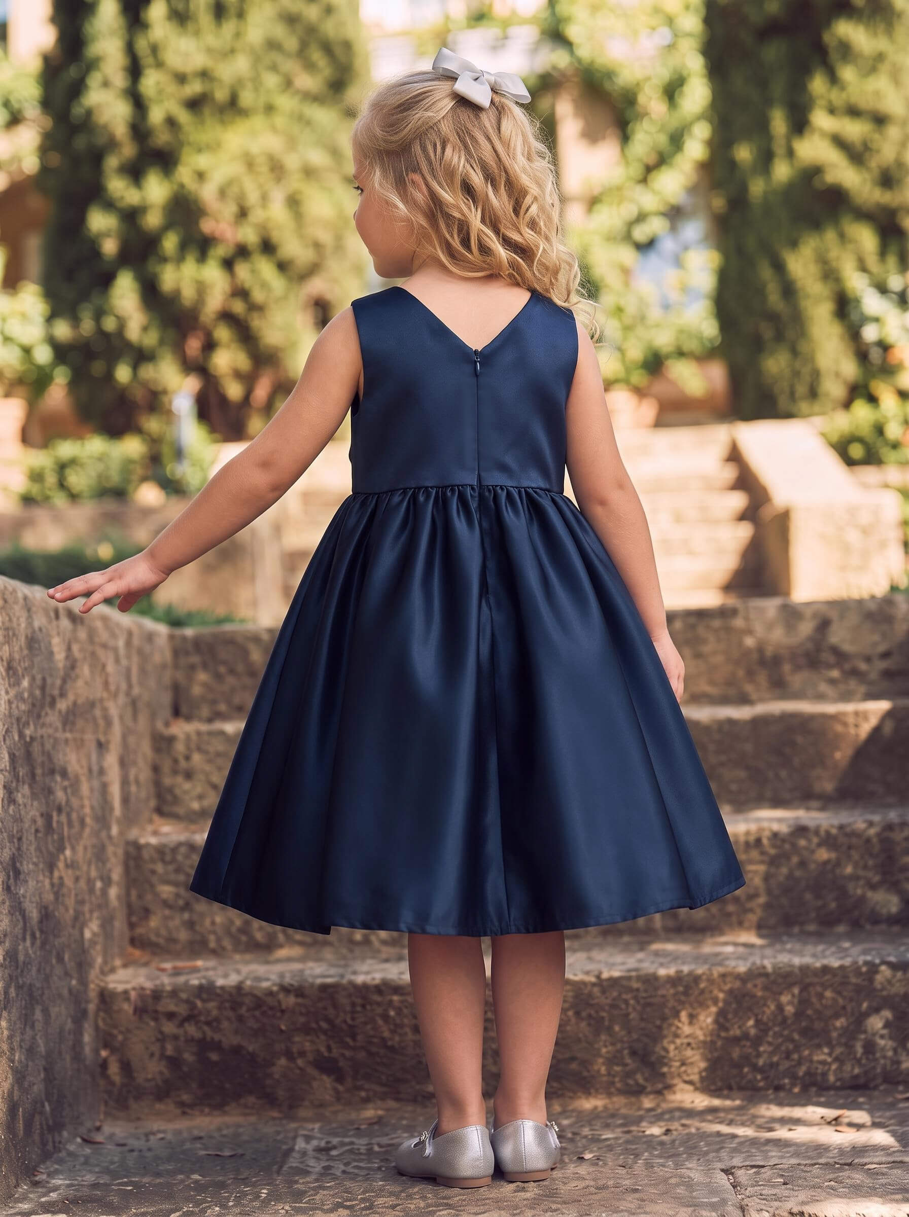 Sleeveless Knee-Length Satin Ball Gown Flower Girl Dress With Scoop Neck And Floral Detail