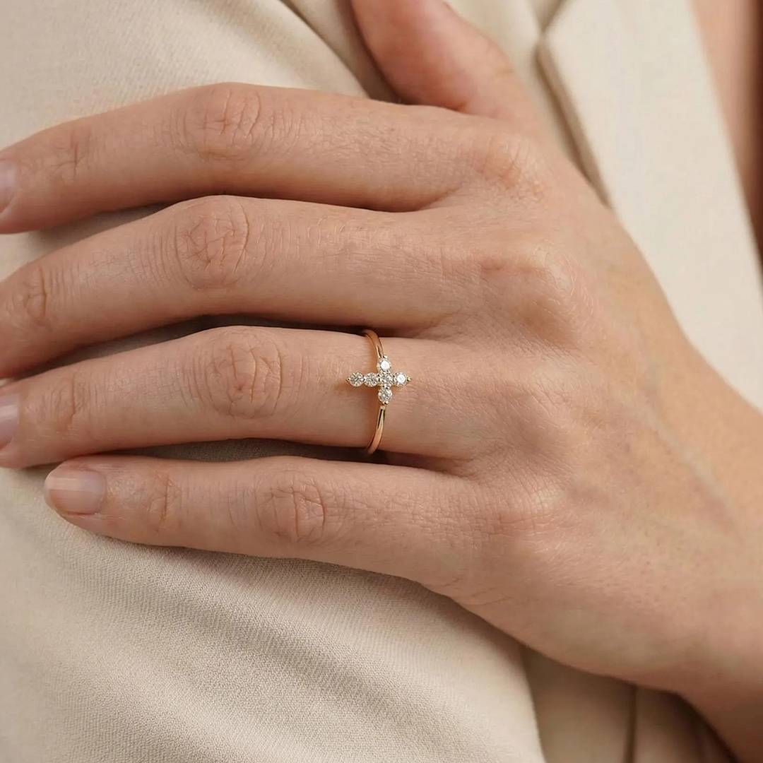 Round Cut Moissanite Engagement Rings In Sterling Silver
