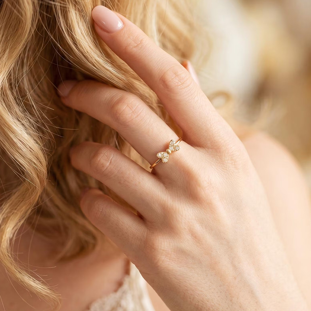 Round Cut Moissanite Engagement Rings In Sterling Silver