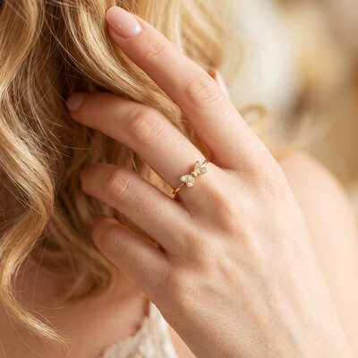 Round Cut Moissanite Engagement Rings In Sterling Silver