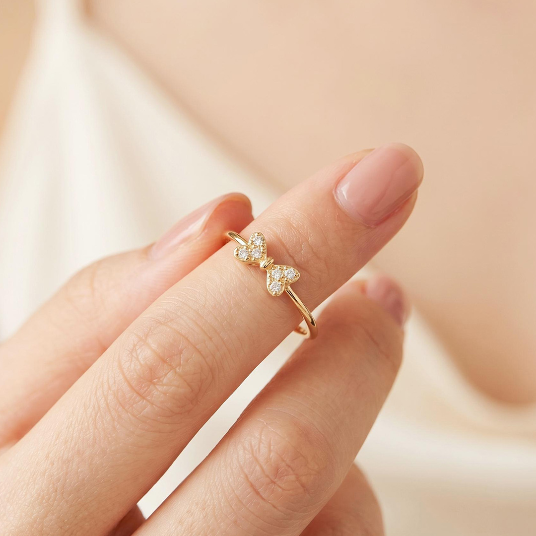 Round Cut Moissanite Engagement Rings In Sterling Silver