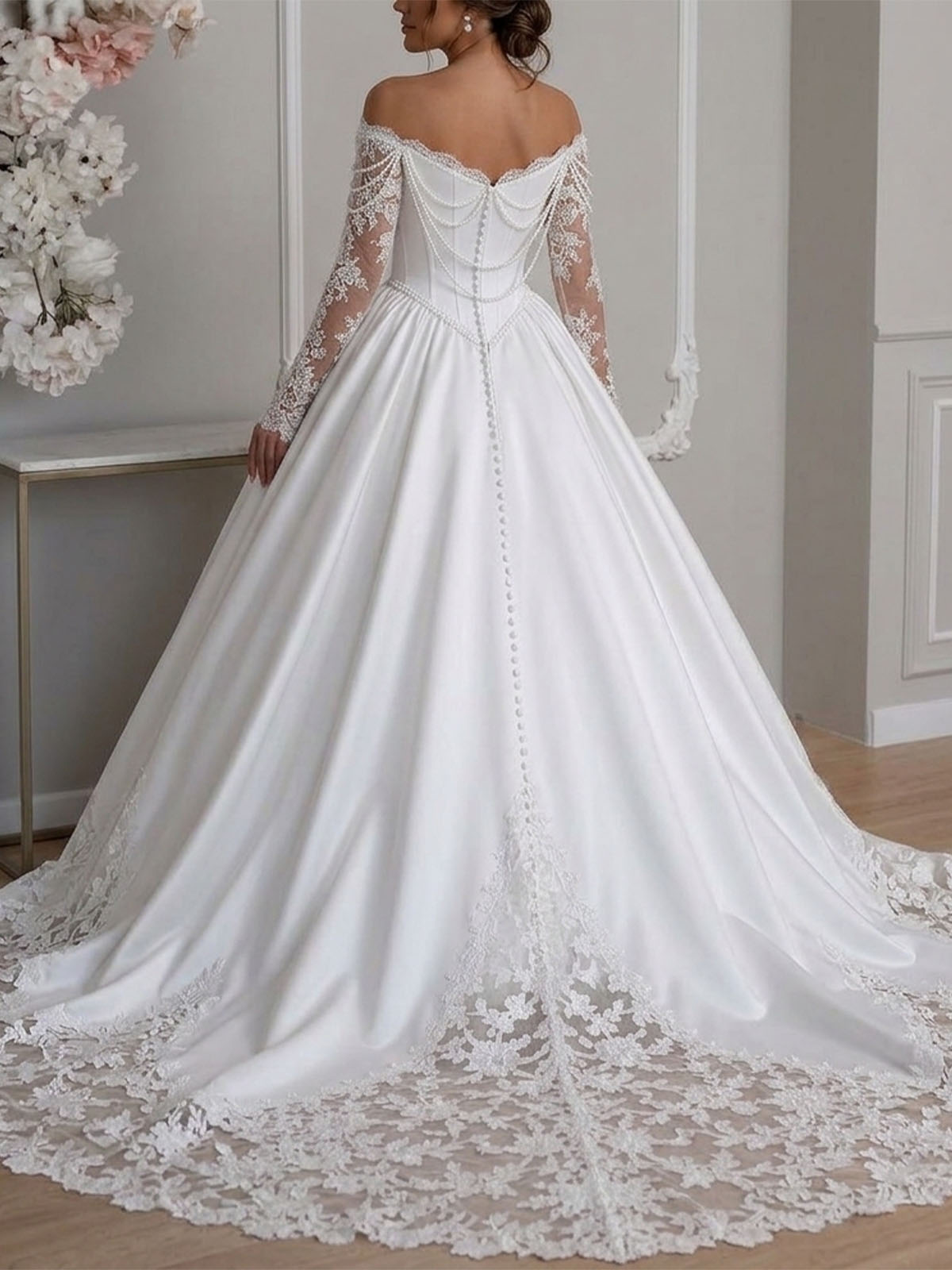 Ball-Gown Sweetheart Long Sleeves Chapel Train Lace/Satin Wedding Dresses With Beading/Appliques Lace