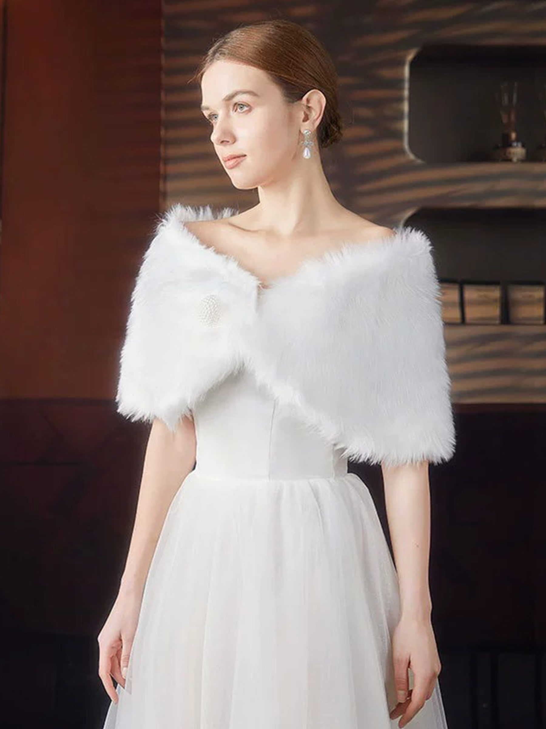 Clasp Faux Fur With Beading