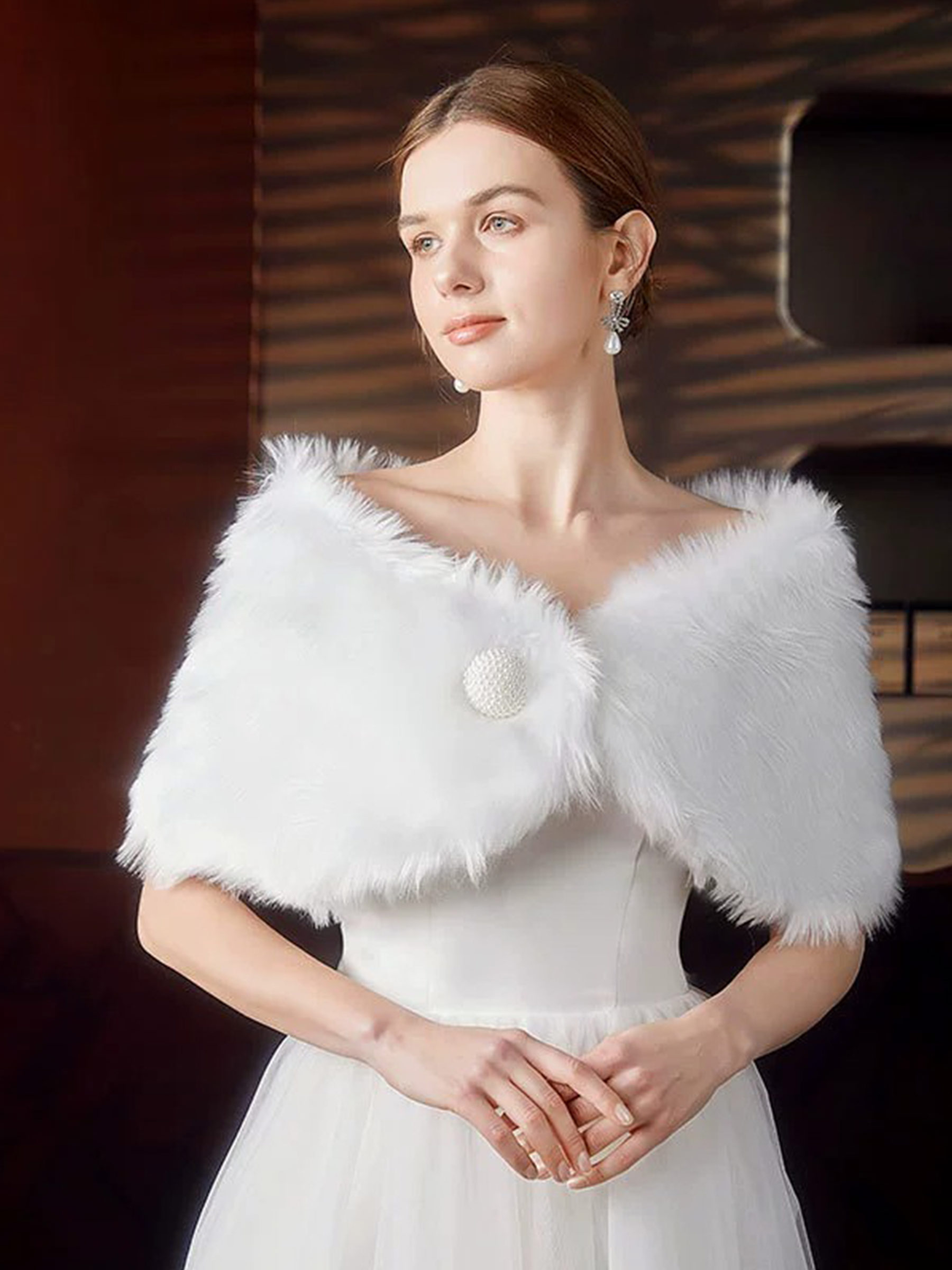 Clasp Faux Fur With Beading