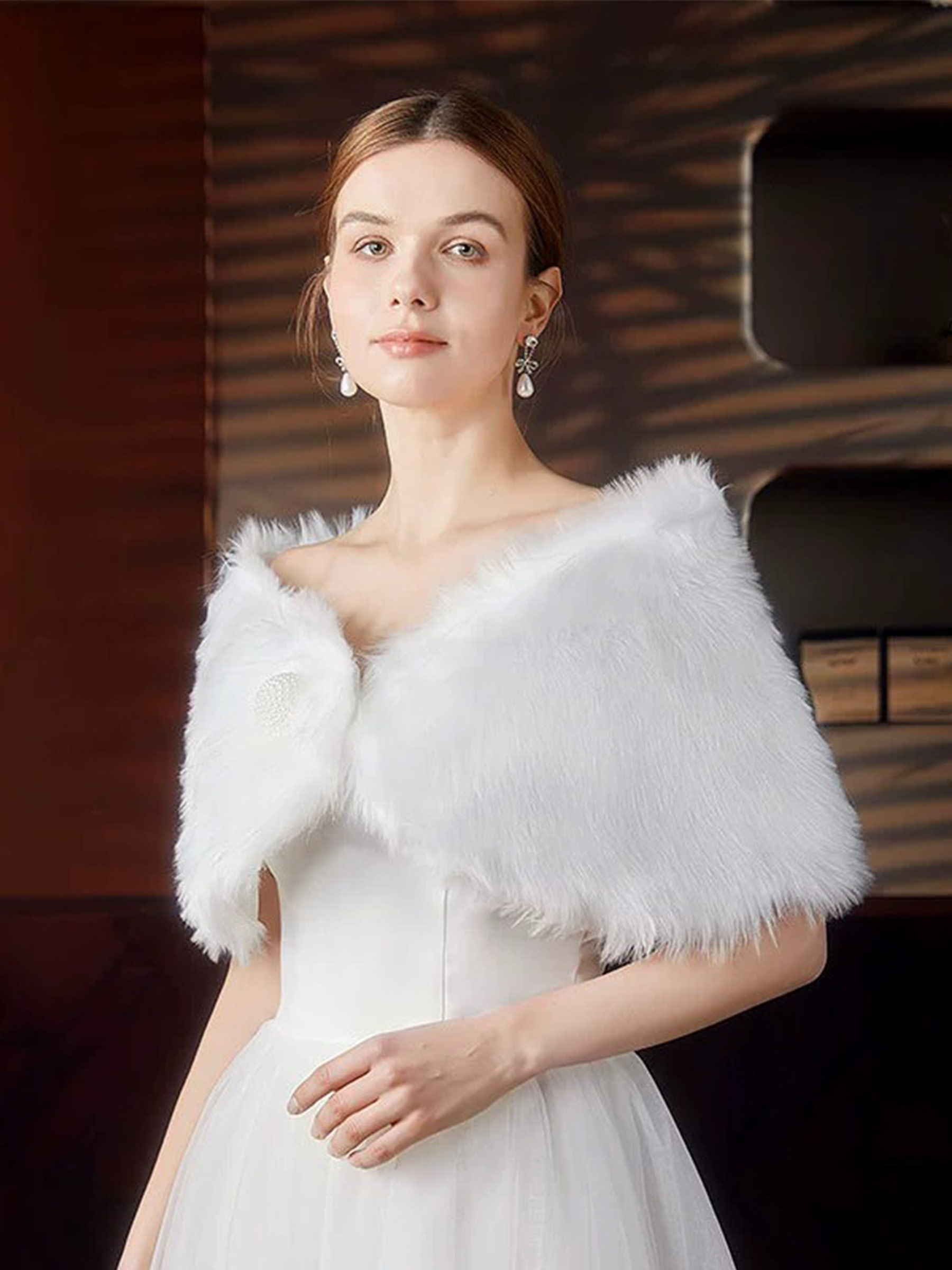Clasp Faux Fur With Beading